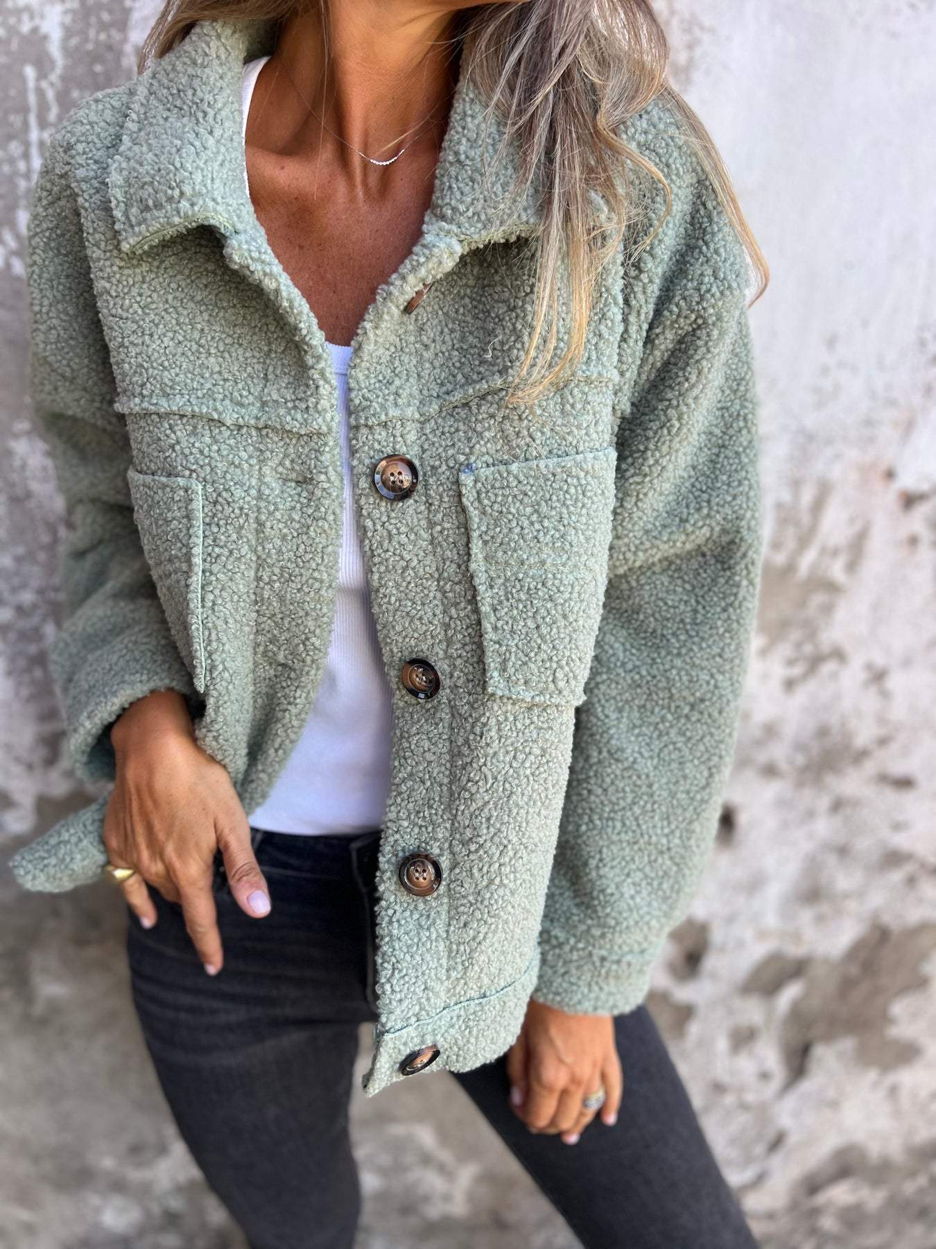 Ellie - Short Warm Bouclé Jacket