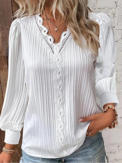 Nora - Blouse with Lace Details